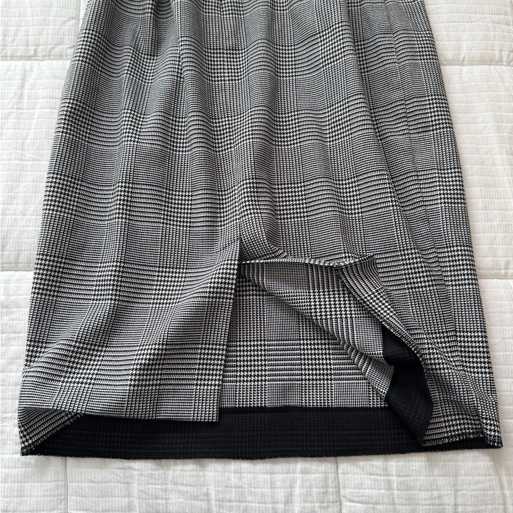 Eliza J grey short sleeve dress with belt, size size 2 - Picture 5 of 10
